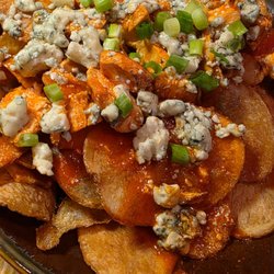 The Central Restaurant & Bar - Special Appetizer, buffalo chicken over in house made potato chips.