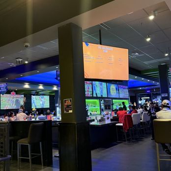 Dave & Buster's Northridge - Arcades Near Me - Northridge, California Dave & Buster's Northridge - Arcades Near Me - Northridge, California