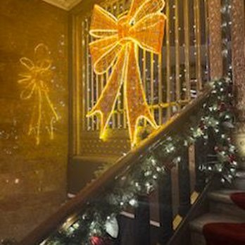 Nutcracker Pop Up Christmas Bar - Beautiful decor - Pop-Up Restaurants Near Me - Chicago, Illinois
