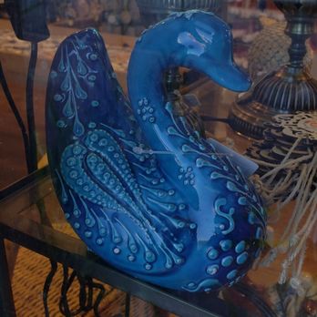 Esko Esko Gifts And Apparel - Women's Clothing Near Me - Solvang, California