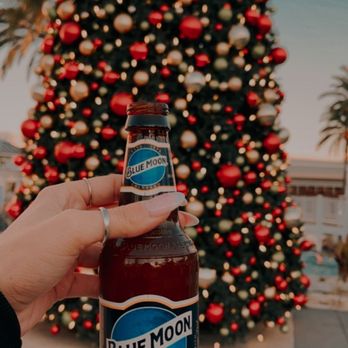 Tampa Premium Outlets - Cheers - Outlet Stores Near Me - Lutz, Florida Tampa Premium Outlets - Cheers - Outlet Stores Near Me - Lutz, Florida