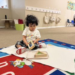 HeadStart Montessori