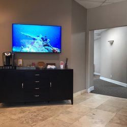 Westlake Village Dentist - Pleasant waiting room