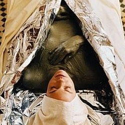 Alight Spa Wellness Center - Detoxifying Body Wrap