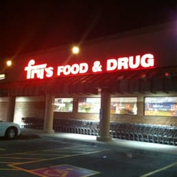 Fry's Food sign at night. Fry's Food sign at night.