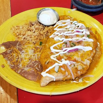 Salsa Brava - Stuffed sopapilla - Mexican Near Me - Flagstaff, Arizona Salsa Brava - Stuffed sopapilla - Mexican Near Me - Flagstaff, Arizona
