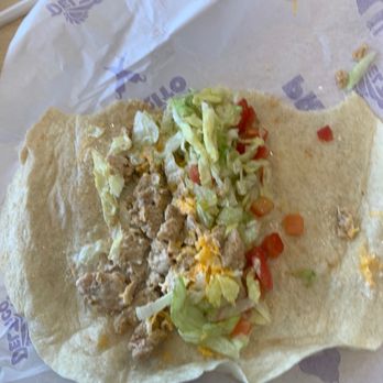 Del Taco - My burrito with 50% more chicken! Missed the mark - Fast Food Near Me - Alamogordo, New Mexico Del Taco - My burrito with 50% more chicken! Missed the mark - Fast Food Near Me - Alamogordo, New Mexico