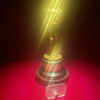 Paramount Studio Tour - Oscar in a sealed cabinet - Tours Near Me - Los Angeles, California