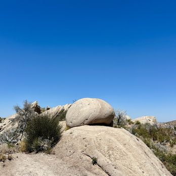 Devil's Punchbowl Natural Area photo 7