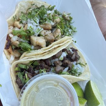Don Felix - Pollo and Asada street tacos $3.50ea - Food Trucks Near Me - Highland, New York Don Felix - Pollo and Asada street tacos $3.50ea - Food Trucks Near Me - Highland, New York