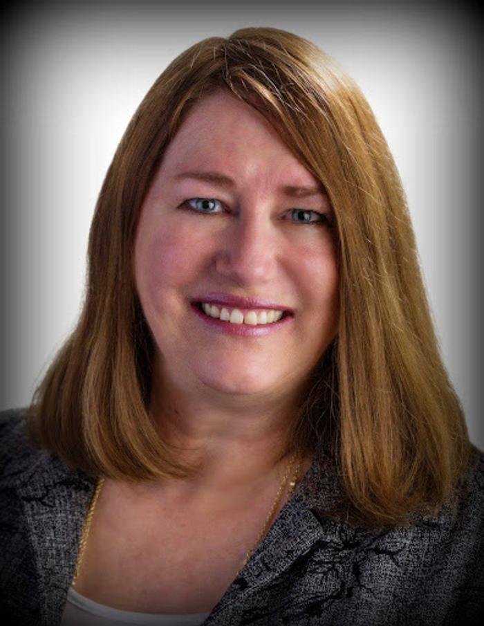 KIRSTEN ENGLUND BASS LAKE REALTY 54335 N Shore Rd 432, Bass Lake, California Real Estate