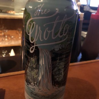 Ivy Tavern - Sports Bars Near Me - Providence, Rhode Island