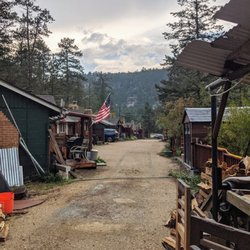 Rustic River Cabins - RRC Main Drive