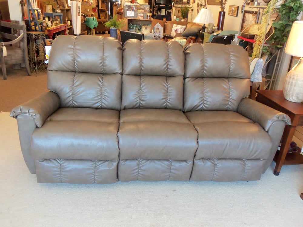 KINGS HOMETOWN FURNITURE AND FLOORCOVERING Updated September 2024