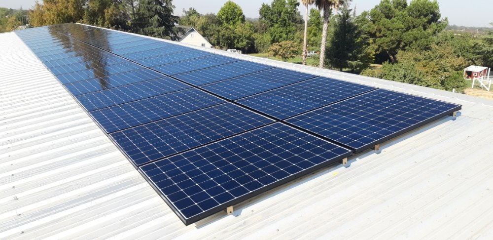 Slide of Foothills Solar Cleaning