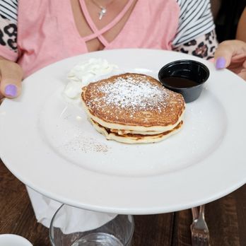 Kanela Breakfast Club - Short stack of pancakes - Breakfast & Brunch Near Me - Chicago, Illinois Kanela Breakfast Club - Short stack of pancakes - Breakfast & Brunch Near Me - Chicago, Illinois