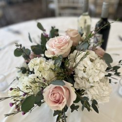 Bella Flora Ct - Wedding centerpiece