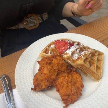Rustik Tavern - Chicken and waffles - American Near Me - Brooklyn, New York Rustik Tavern - Chicken and waffles - American Near Me - Brooklyn, New York