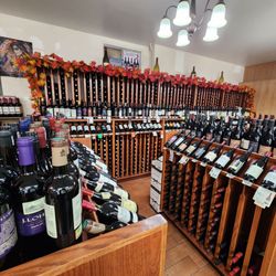 Hometown Liquor, Wine & Cigars