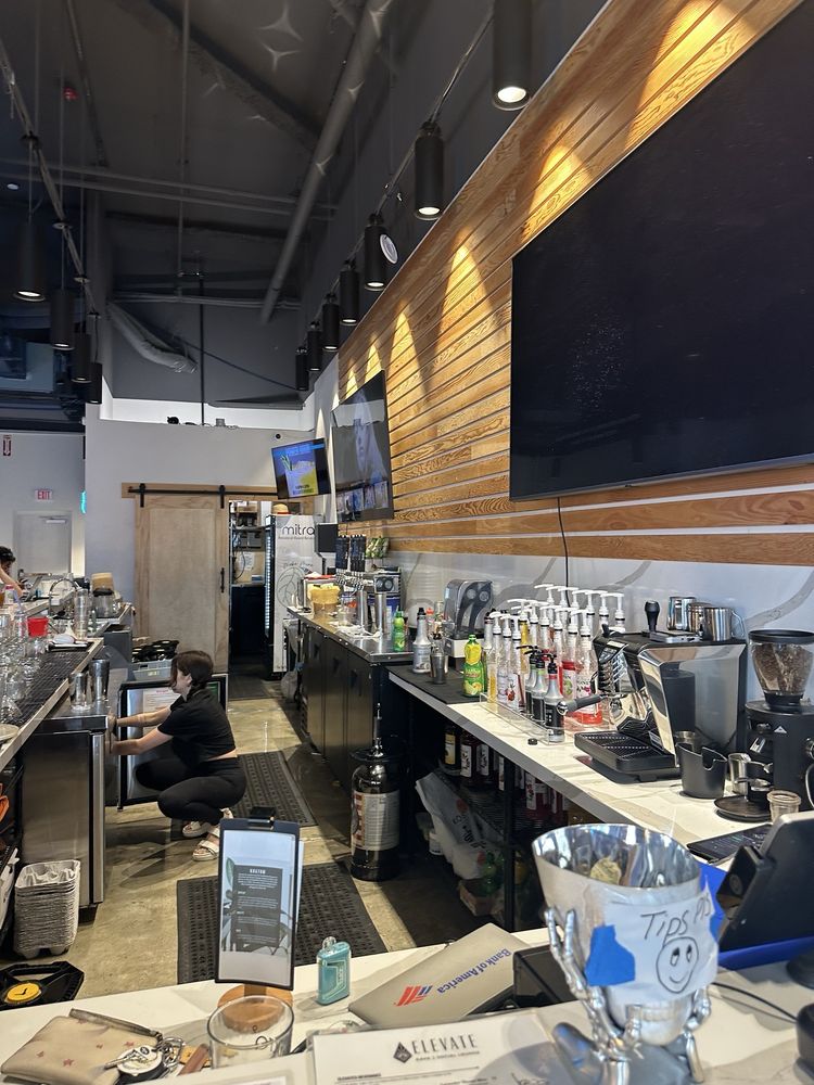 Elevate Social Lounge Image
