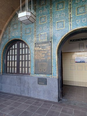 Alter Elbtunnel by null