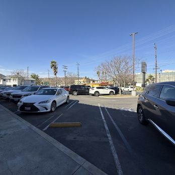 Queen Kabob - Lots of parking available - Kebab Near Me - Chatsworth, California