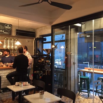 Montag Coffee Roasters - Cafes Near Me - Istanbul, 34 Montag Coffee Roasters - Cafes Near Me - Istanbul, 34