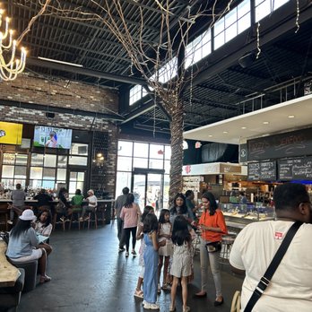 The Works -Upper Westside Atlanta - Inside the food court - Shopping Centers Near Me - Atlanta, Georgia The Works -Upper Westside Atlanta - Inside the food court - Shopping Centers Near Me - Atlanta, Georgia