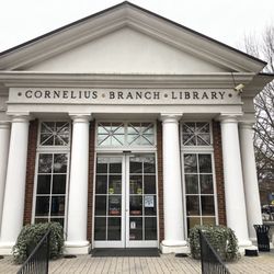 Charlotte Mecklenburg Library - Cornelius - Exterior.