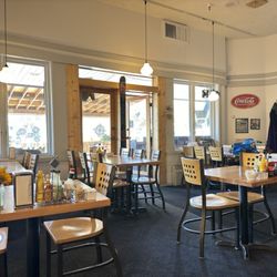 Daly Diner - Inside diner