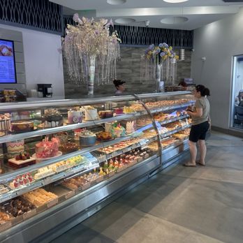 Art's Bakery & Cafe - The best - Bakeries Near Me - Glendale, California Art's Bakery & Cafe - The best - Bakeries Near Me - Glendale, California