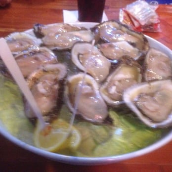 Rusty's Raw Bar and Grill - Naples - Oysters on the half shell. .60 cents per oyster!! - Bars Near Me - Naples, Florida