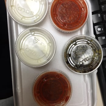 Uncle Gussy's - came with so many sauces! - Food Trucks Near Me - New York, New York Uncle Gussy's - came with so many sauces! - Food Trucks Near Me - New York, New York