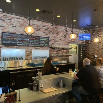 Commonwealth - Order area - Beer Bar Near Me - Modesto, California Commonwealth - Order area - Beer Bar Near Me - Modesto, California