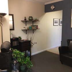 Fusion Healing - The waiting room is calm; and there's tea to drink.