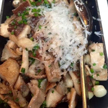 Scarpetta - Roasted wild mushrooms - Italian Near Me - New York, New York