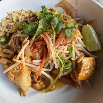 Thai Sapa - Chicken Pad Thai - Thai Near Me - Springdale, Utah Thai Sapa - Chicken Pad Thai - Thai Near Me - Springdale, Utah