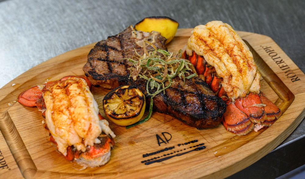 Social spots from Alexander Pierce Restaurant