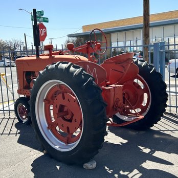 Tractor Brewing Company - Wells Park - Breweries Near Me - Albuquerque, New Mexico