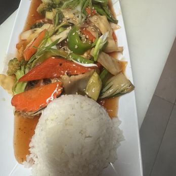 Oishii Sushi - Snapper sweet and sour! - Sushi Bars Near Me - Miami, Florida Oishii Sushi - Snapper sweet and sour! - Sushi Bars Near Me - Miami, Florida