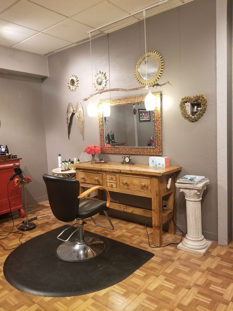 BRUSH HAIR STUDIO 17 Photos 511 Leadville N 511, Ketchum, Idaho