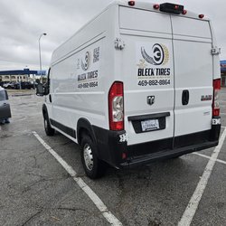 Bleck Tires