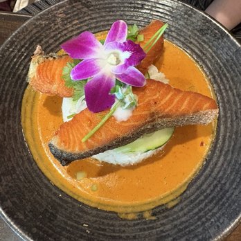 Noi Thai Cuisine - Red curry salmon - Thai Near Me - Seattle, Washington Noi Thai Cuisine - Red curry salmon - Thai Near Me - Seattle, Washington