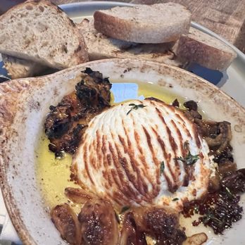 Whiskey Cake - Goat cheese fondue 10 stars - New American Near Me - Plano, Texas Whiskey Cake - Goat cheese fondue 10 stars - New American Near Me - Plano, Texas