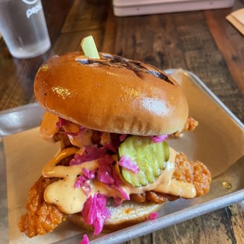 Sids Garage - hot chicken sandwich - Burgers Near Me - Meridian, Idaho Sids Garage - hot chicken sandwich - Burgers Near Me - Meridian, Idaho
