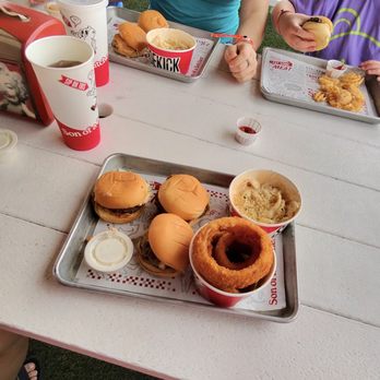 Son of a Butcher - Cowboy, Smokehouse and Nashville Hot Sliders, Mac and cheese and onion rings - Desserts Near Me - Grapevine, Texas Son of a Butcher - Cowboy, Smokehouse and Nashville Hot Sliders, Mac and cheese and onion rings - Desserts Near Me - Grapevine, Texas