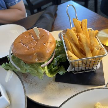 Harvey's - Train to memphis chicken sandwich with fries - Breakfast & Brunch Near Me - Kansas City, Missouri Harvey's - Train to memphis chicken sandwich with fries - Breakfast & Brunch Near Me - Kansas City, Missouri