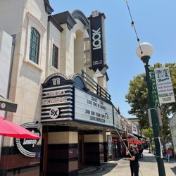 Look Dine-In Cinemas - Monrovia