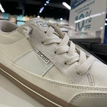 SKECHERS Factory Outlet - Bobs sneakers - Shoe Stores Near Me - Cabazon, California
