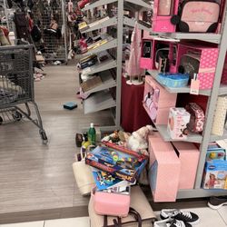 Burlington - Messy displays